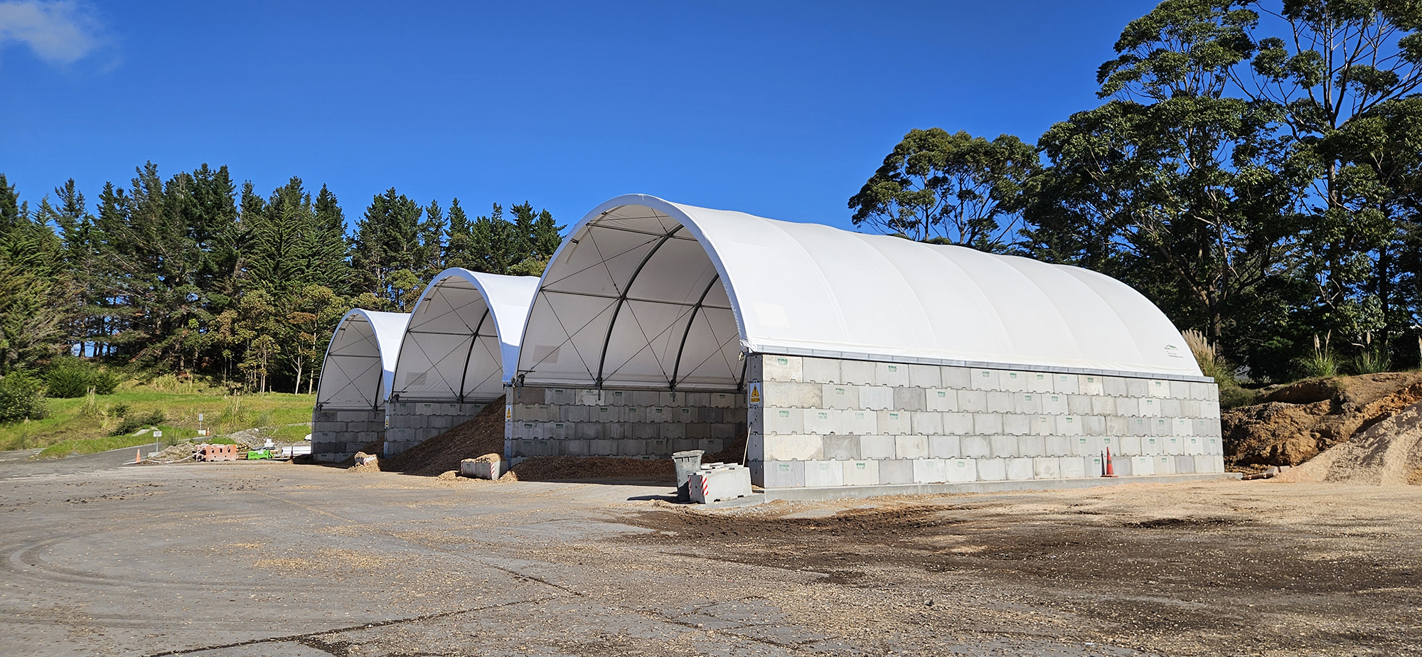 oncrete block mounted shelter 