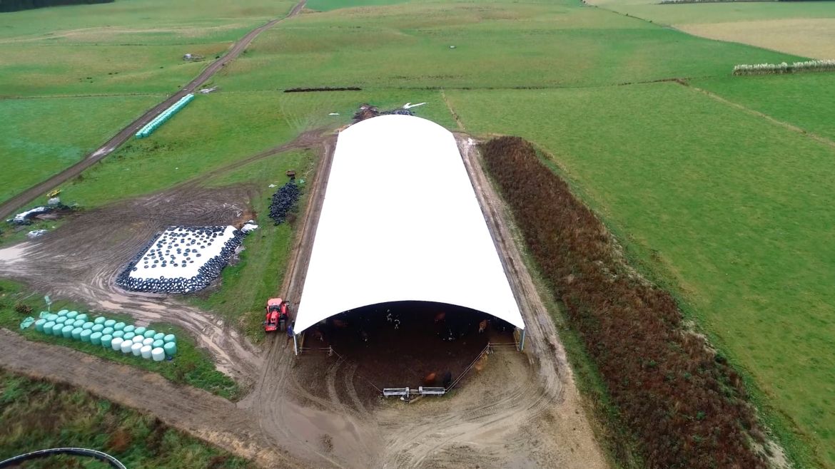 readale farm composting barn video testimonial top angled view of smartshelter